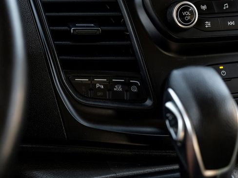 Used 2020 Ford Transit 250 Medium Roof w/ Load Area Protection Package image 22