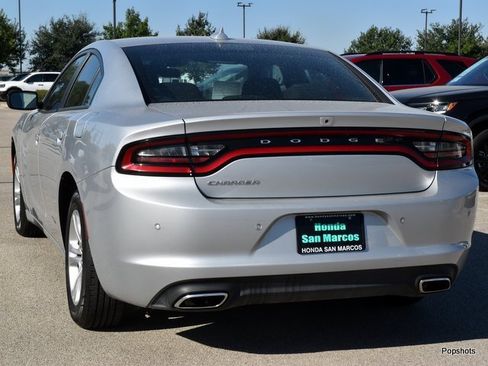 Used 2023 Dodge Charger SXT image 4