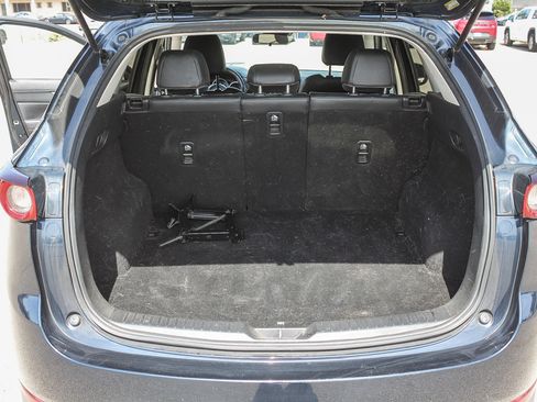 Used 2021 MAZDA CX-5 Touring image 27