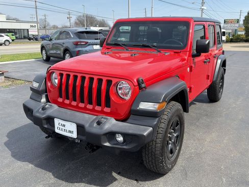 Used 2018 Jeep Wrangler Unlimited Sport image 8