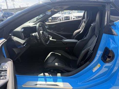Used 2024 Chevrolet Corvette Stingray Preferred Conv w/ Z51 Performance Package RWD image 24