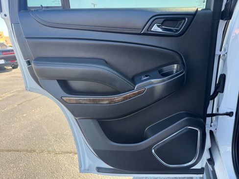 Used 2017 Chevrolet Tahoe LT RWD image 16