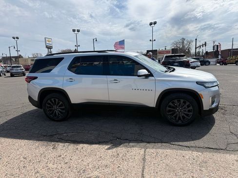 Used 2022 Chevrolet Traverse RS w/ LPO, Floor Liner Package AWD/4WD image 6