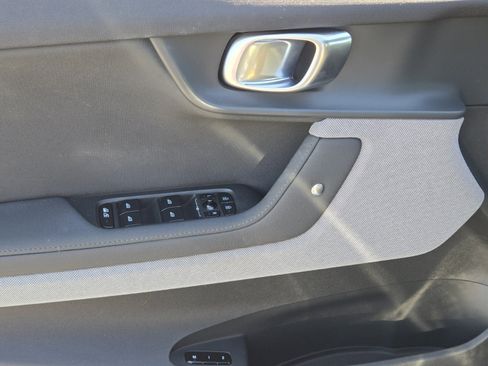 Used 2023 Polestar Polestar 2 AWD/4WD image 17