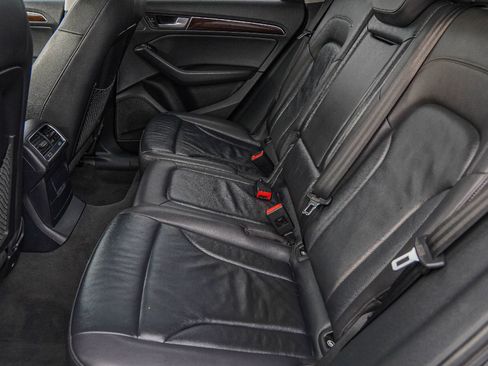 Used 2017 Audi Q5 2.0T Premium image 27