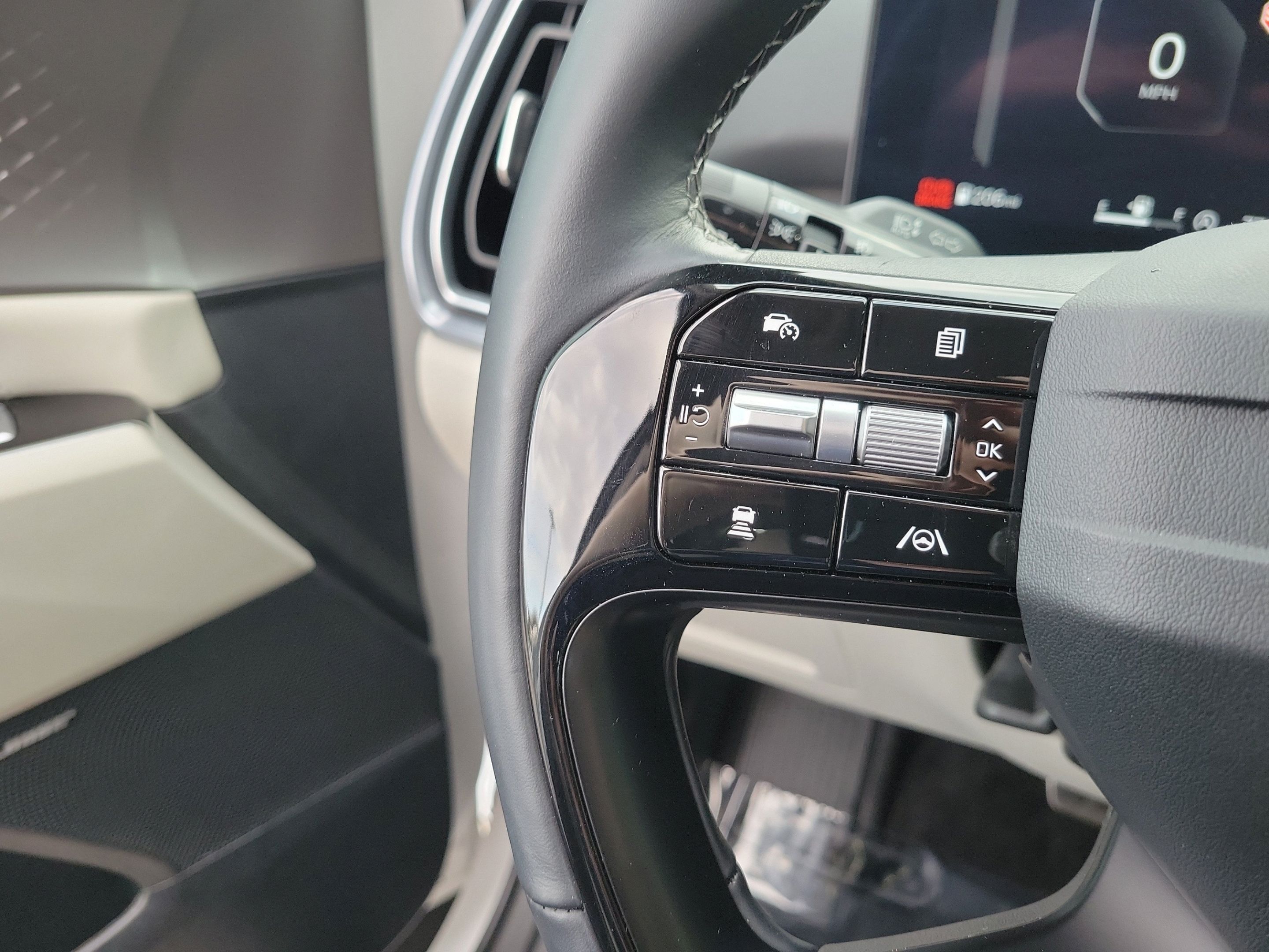 Certified 2026 Kia Sorento SX FWD image 26