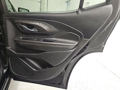 Used 2020 GMC Terrain SLT image 32