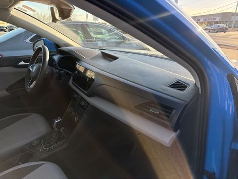 Used 2022 Volkswagen Taos SE w/ Panoramic Sunroof Package image 64