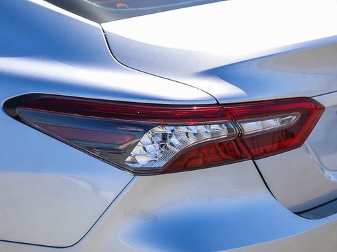 Certified 2023 Toyota Camry XLE FWD image 10