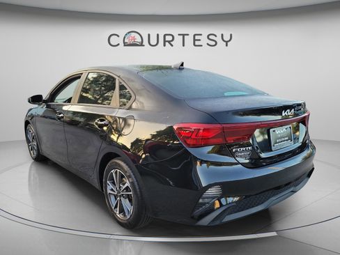 Certified 2023 Kia Forte LXS w/ LXS Technology Package FWD image 2