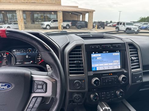 Used 2018 Ford F150 Raptor w/ Equipment Group 802A Luxury image 15