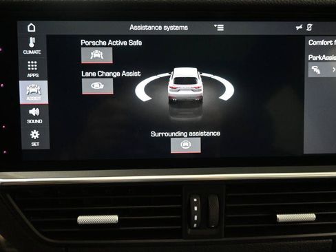 Used 2019 Porsche Cayenne S w/ Premium Package AWD/4WD image 28