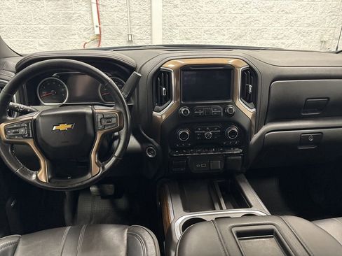 Used 2021 Chevrolet Silverado 1500 High Country image 12