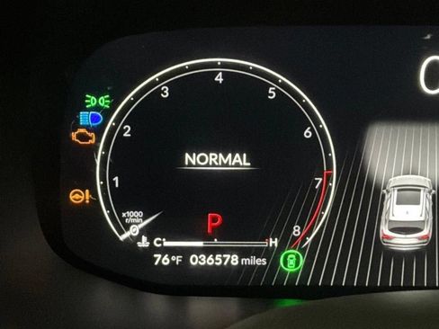 Used 2024 Acura MDX SH-AWD w/ Technology Package image 12