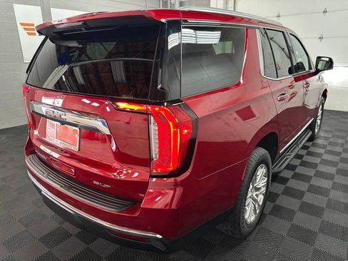 Used 2022 GMC Yukon SLT w/ SLT Premium Package AWD/4WD image 9