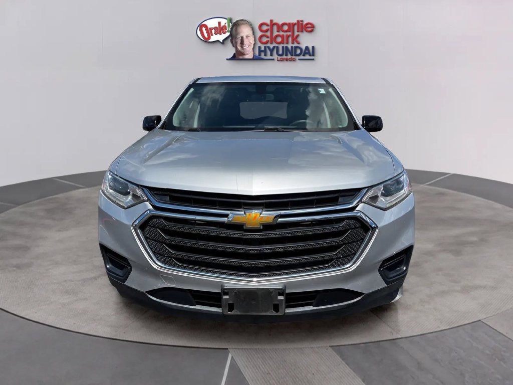Used 2019 Chevrolet Traverse LS FWD image 8