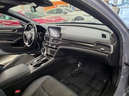 Used 2021 Honda Accord Sport image 8