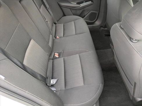 Used 2023 Nissan Altima 2.5 SV image 18