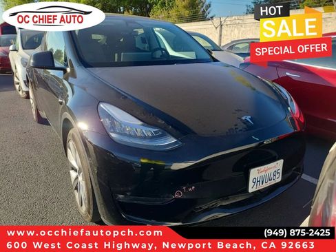 Used 2023 Tesla Model Y Long Range AWD/4WD image 1
