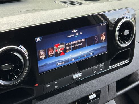 New 2025 Mercedes-Benz Sprinter 2500 image 16