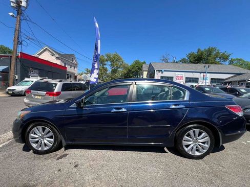 Used 2011 Honda Accord EX-L image 6