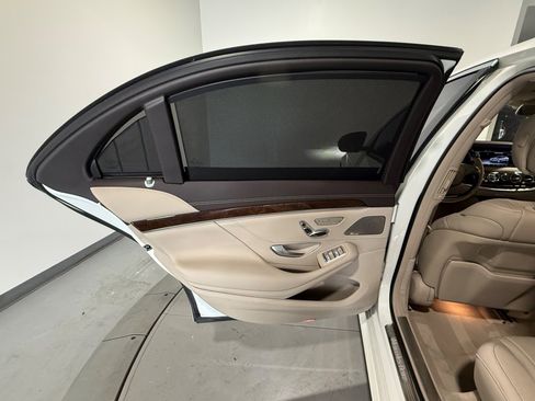Used 2016 Mercedes-Benz S 550 4MATIC Sedan image 59