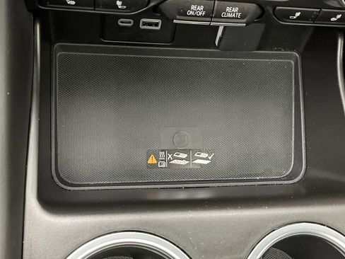 Certified 2024 Chevrolet Suburban RST w/ Luxury Package image 27