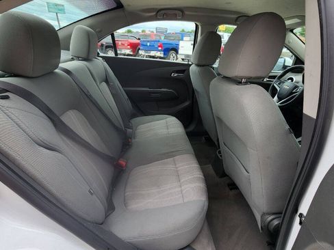Used 2017 Chevrolet Sonic LT FWD image 18
