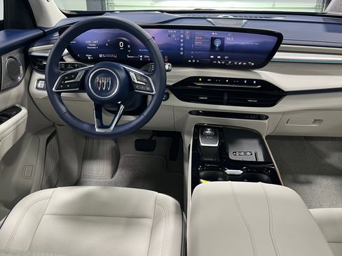 Certified 2025 Buick Enclave Avenir w/ Trailering Package, 5000 lbs. image 13