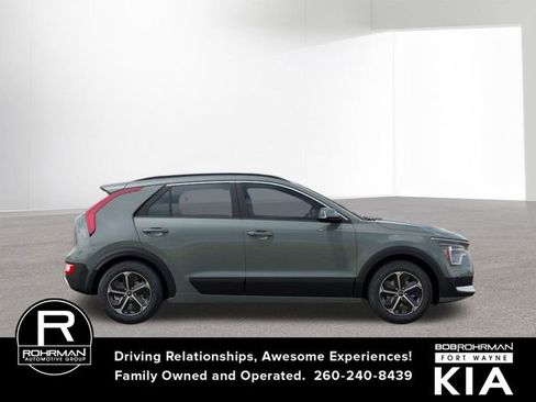 New 2026 Kia Niro EX image 8