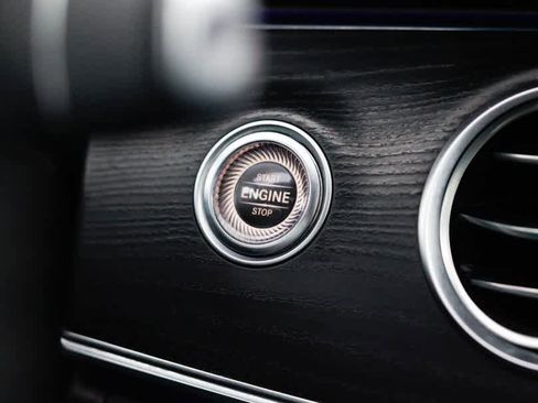 Certified 2023 Mercedes-Benz E 350 4MATIC Sedan image 21