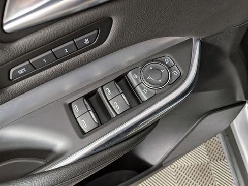 Used 2021 Cadillac XT4 Premium Luxury w/ Cold Weather Package image 17