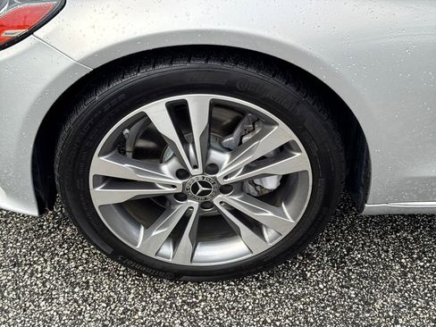 Used 2020 Mercedes-Benz C 300 Sedan image 11