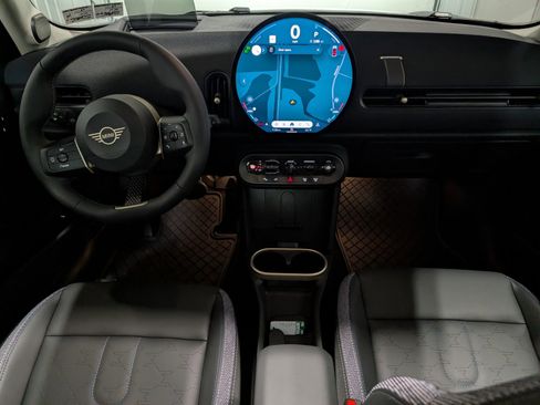 Used 2025 MINI Cooper S image 12