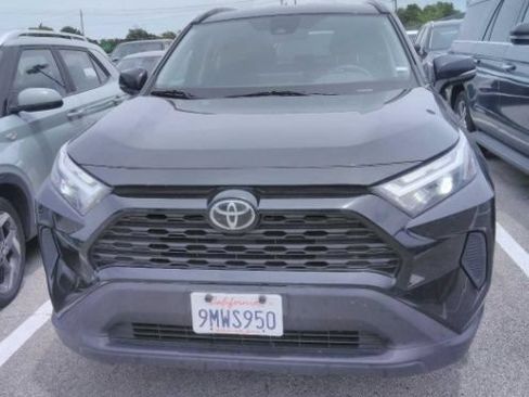 Used 2024 Toyota RAV4 XLE FWD image 11