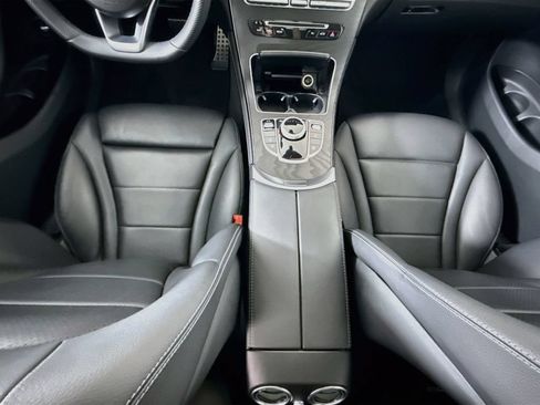 Used 2019 Mercedes-Benz GLC 300 image 16