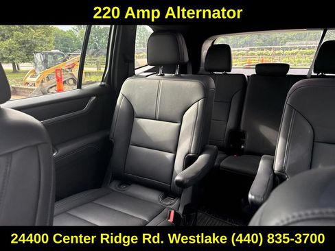 Used 2024 GMC Acadia Elevation w/ Luxury Package AWD/4WD image 15