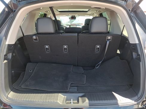 Used 2023 Honda Pilot Touring image 32