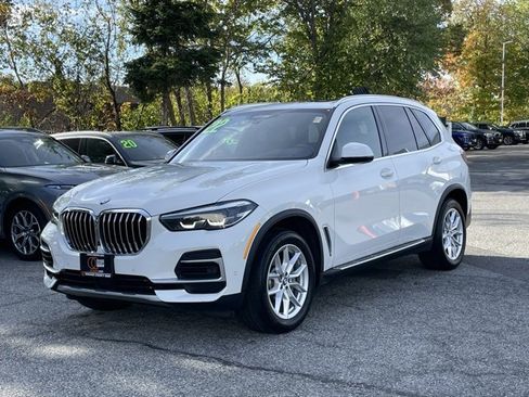 Certified 2022 BMW X5 xDrive40i image 2