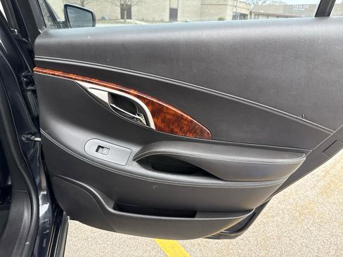 Used 2011 Buick LaCrosse CXL w/ Driver Confidence Package image 18