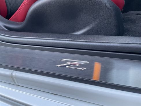 Used 2024 Nissan Z Performance w/ Floor Mat Package image 37