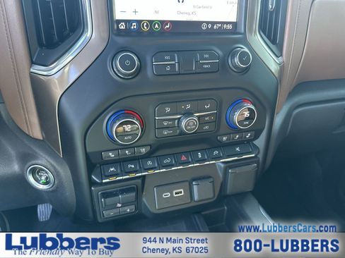 Used 2021 Chevrolet Silverado 1500 High Country w/ Technology Package image 19