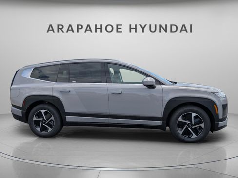 New 2026 Hyundai Ioniq 9 SE image 6