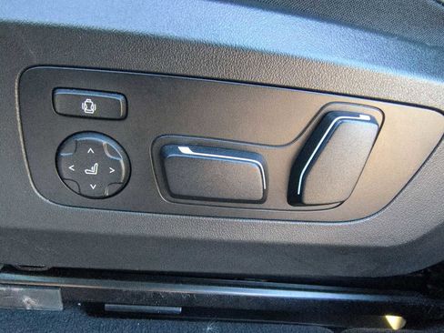 Used 2025 BMW X3 M50 w/ Premium Package image 18