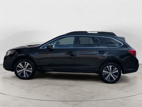 Used 2018 Subaru Outback 2.5i Limited AWD/4WD image 2