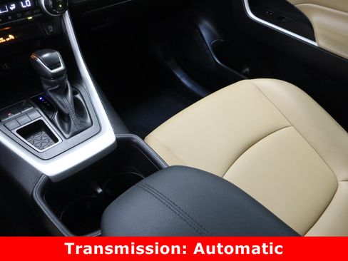 Certified 2025 Toyota RAV4 XLE Premium image 17