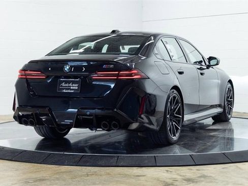 New 2026 BMW M5 image 14