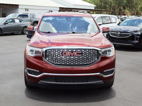 Certified 2018 GMC Acadia Denali w/ Technology Package FWD image 4