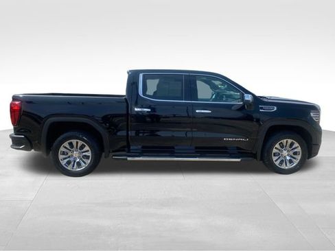 Used 2025 GMC Sierra 1500 Denali AWD/4WD image 8