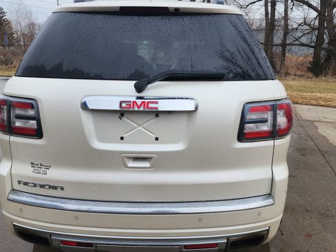 Used 2015 GMC Acadia Denali image 5